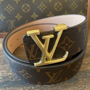 LV monogram Leather Belt